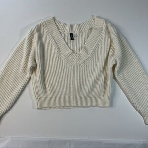 H&M Women's V-Neck Cream Sweater